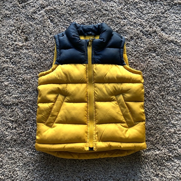 Old Navy Other - Old Navy Puffer Vest Boys Size 2T